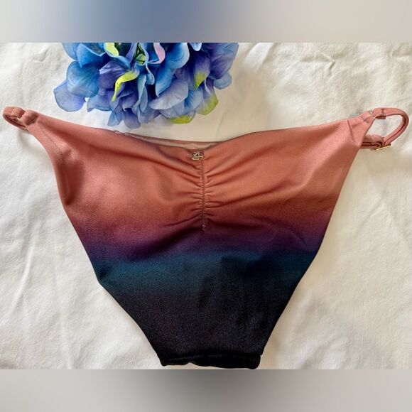 New with tags! Victoria’s Secret Exclusive Collection adjustable bikini bottoms - Picture 11 of 15